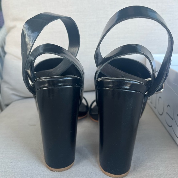 Top Shop Black ‘Roscha’ Croc-Effect High Sandals Size 6.5 - Picture 3 of 10